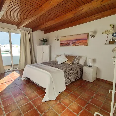 Volkkanrentals Sunbeam House *