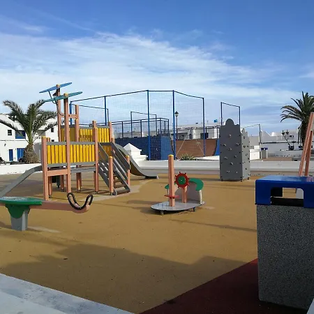 Volkkanrentals Sunbeam House Apartamento Famara